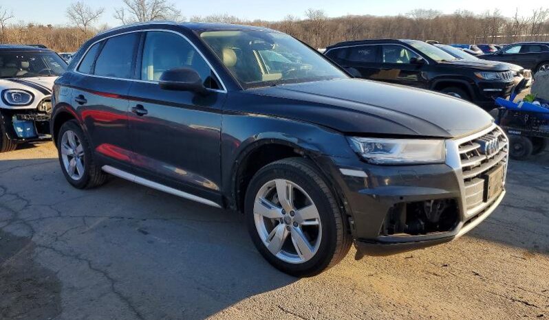 
								2018 Audi Q5 full									
