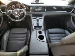
										2017 Porsche Panamera full									