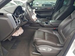 
										2016 Porsche Cayenne full									