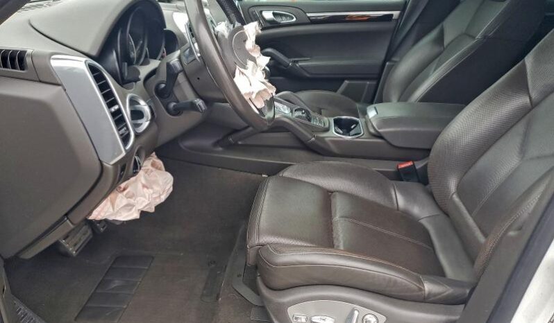 
								2016 Porsche Cayenne full									