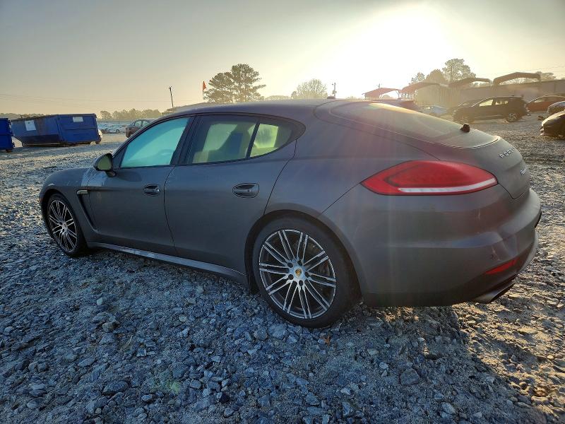2016 Porsche Panamera