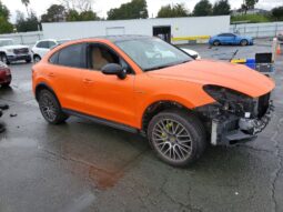 
										2022 Porsche Cayenne full									