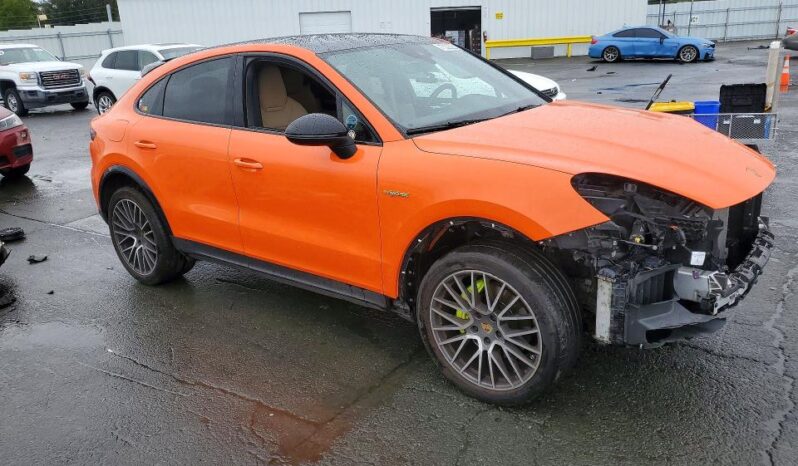 
								2022 Porsche Cayenne full									