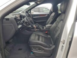 
										2024 Porsche Cayenne full									