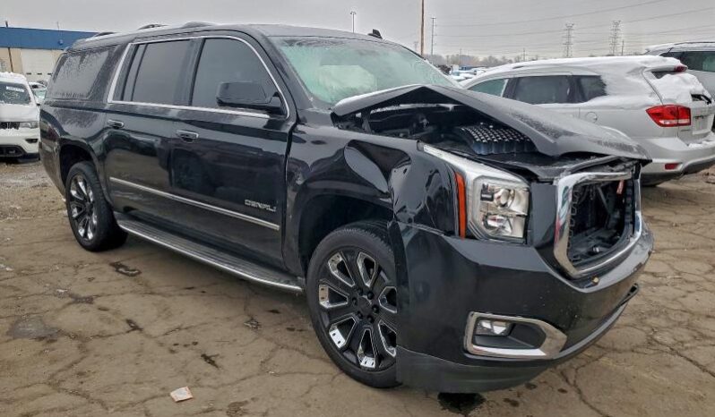 
								2015 Gmc Yukon full									