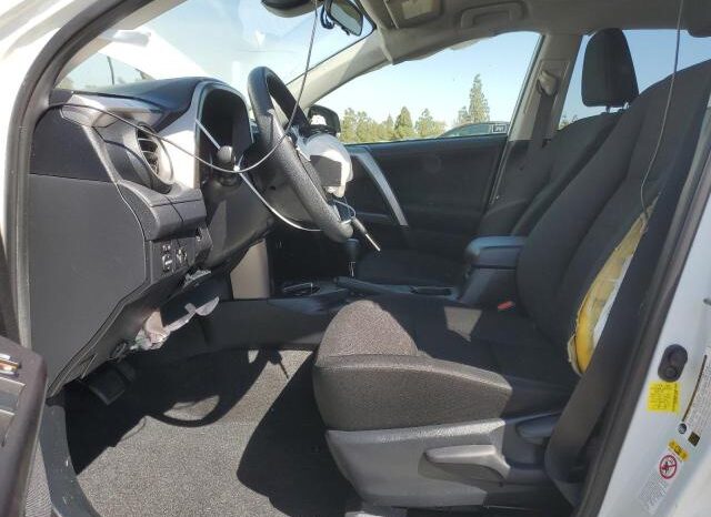 
								2018 Toyota Rav4 full									