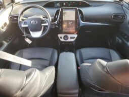 
										2017 Toyota Prius prim full									
