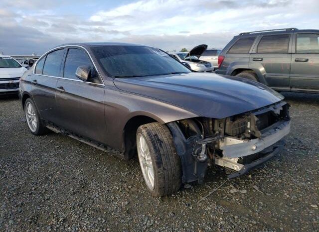 
								2012 BMW 3 series full									