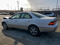 
										1998 Lexus Es 300 full									