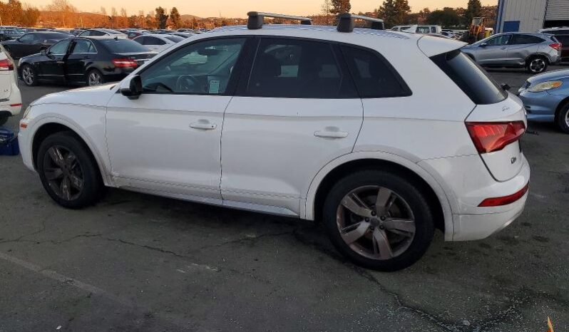 
								2018 Audi Q5 full									