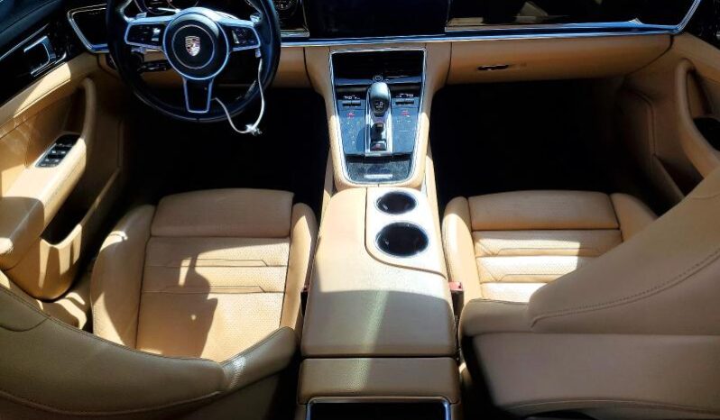 
								2017 Porsche Panamera full									