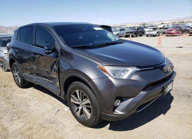 
								2018 Toyota Rav4 full									