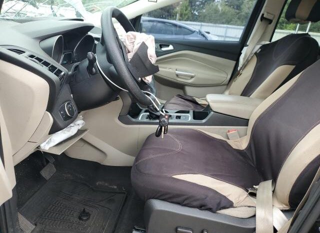 
								2017 Ford Escape se full									