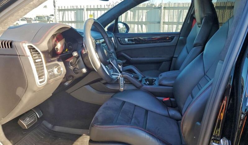 
								2023 Porsche Cayenne full									