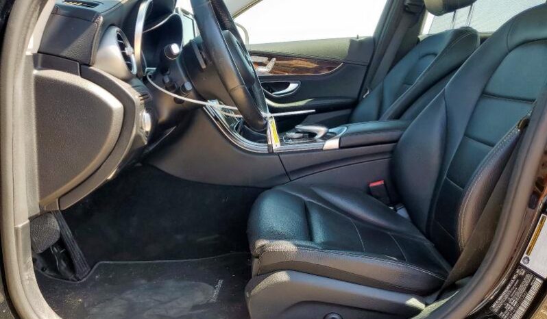 
								2015 Mercedes-benz C 300 4mat full									