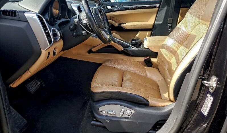 
								2017 Porsche Cayenne full									