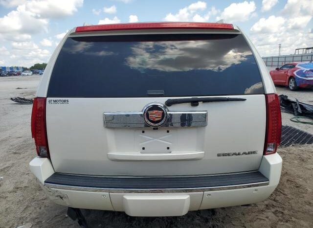 
								2013 Cadillac Escalade full									