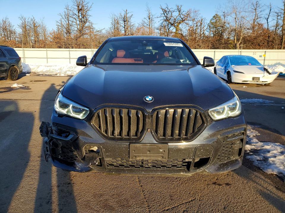 2022 BMW X6