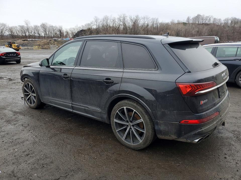 2021 Audi Sq7