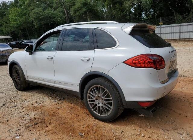 
								2014 Porsche Cayenne full									