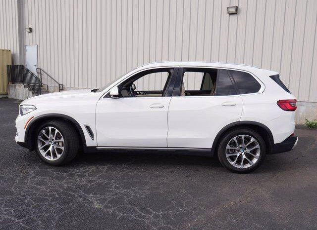 
								2019 BMW X5 full									