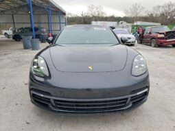 
										2017 Porsche Panamera full									