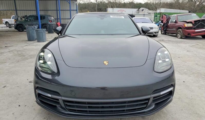 
								2017 Porsche Panamera full									