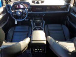 
										2024 Porsche Cayenne full									