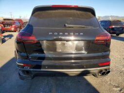
										2018 Porsche Cayenne full									