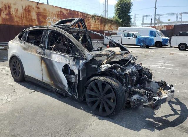 
								2022 Tesla Model x full									
