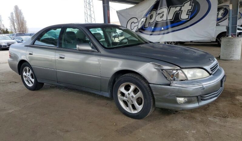 
								2000 Lexus Es 300 full									