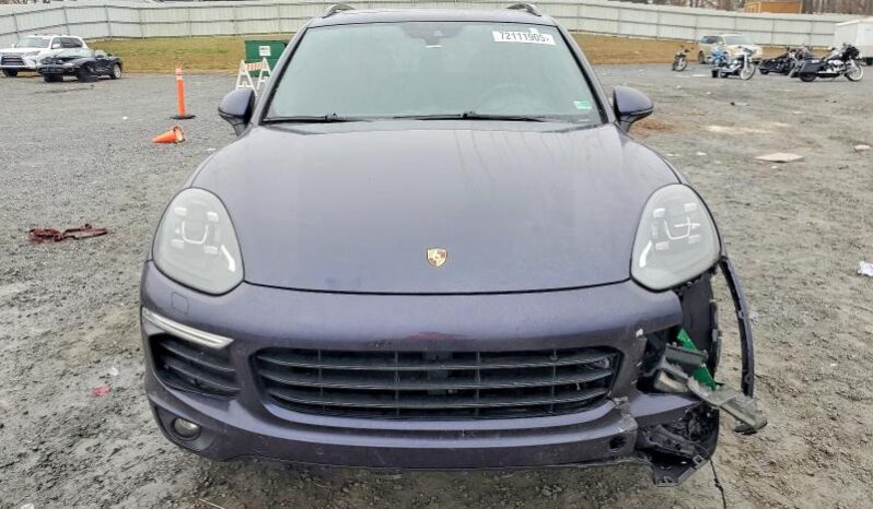 
								2017 Porsche Cayenne full									