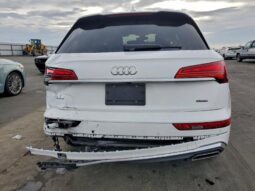 
										2022 Audi Q5 full									