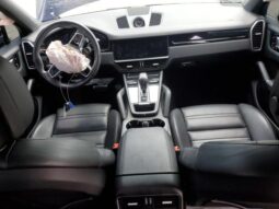 
										2021 Porsche Cayenne full									
