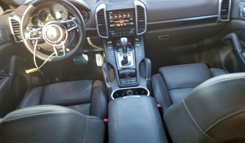 
								2017 Porsche Cayenne full									