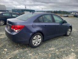 
										2013 Chevrolet Cruze ls full									