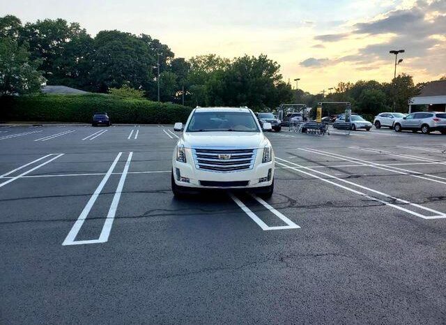 
								2016 Cadillac Escalade full									
