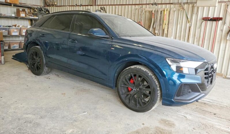 
								2022 Audi Q8 full									