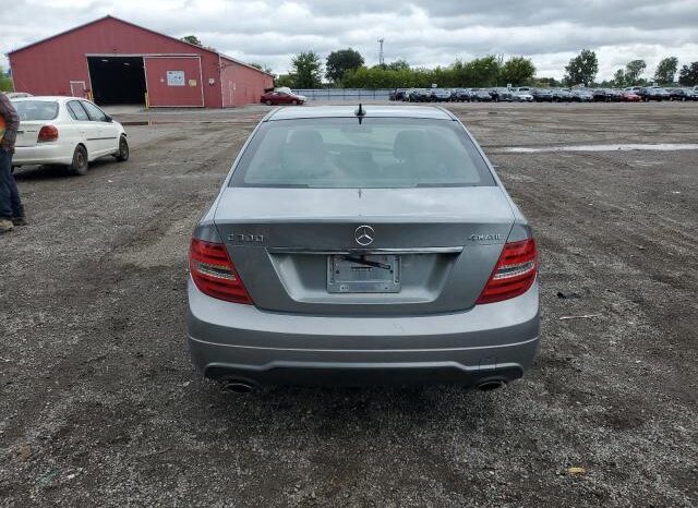 
								2013 Mercedes-benz C 300 4mat full									