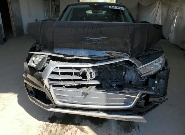 
								2018 Audi Q5 full									