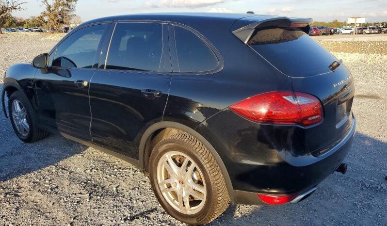 
								2013 Porsche Cayenne full									