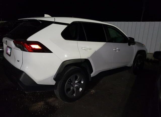 
								2022 Toyota Rav4 full									
