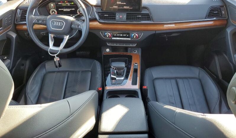 
								2023 Audi Q5 full									