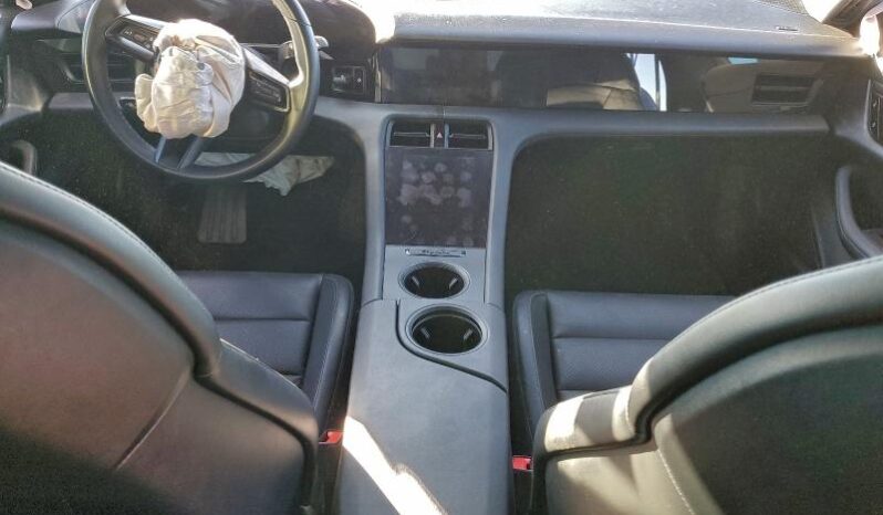 
								2021 Porsche Taycan full									