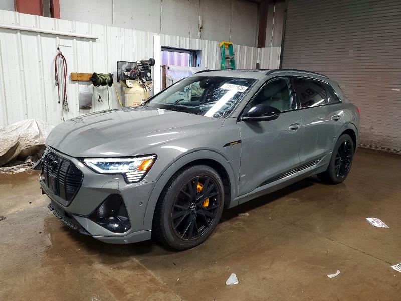 2022 Audi E-tron