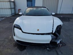 
										2021 Porsche Taycan full									