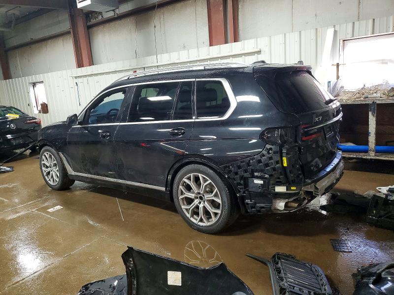 2025 BMW X7