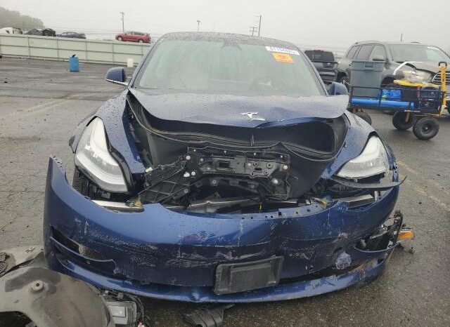 
								2019 Tesla Model 3 full									