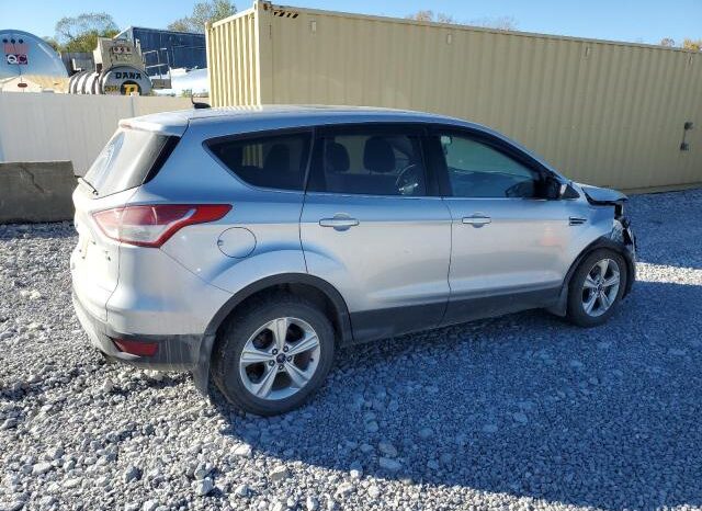 
								2016 Ford Escape se full									