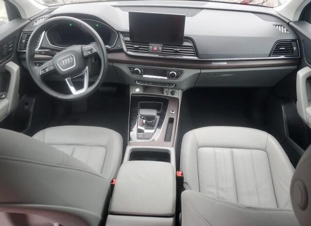 
								2021 Audi Q5 full									
